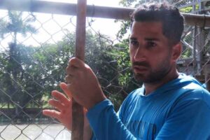 Yoandri Morejón, un cocodrilero que teje el futuro de la Ciénaga