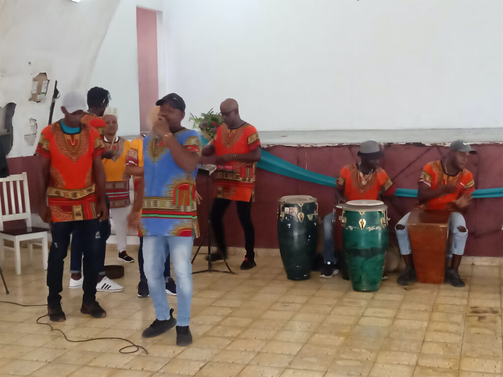 Celebran en Matanzas el Aniversario XXI del Centro Cultural Abraham Lincoln.