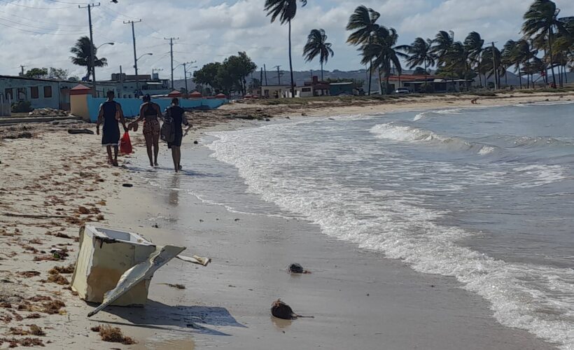 Las terribles huellas en la arena: contaminación y basura en las playas de Matanzas