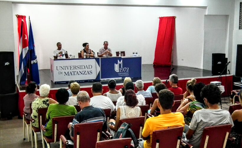 Prevalece diálogo y actitudes propositivas entre estudiantado universitario