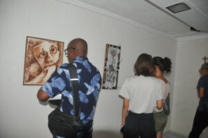 Desde la casa social de la Acaa, dos exposiciones a cuatro manos