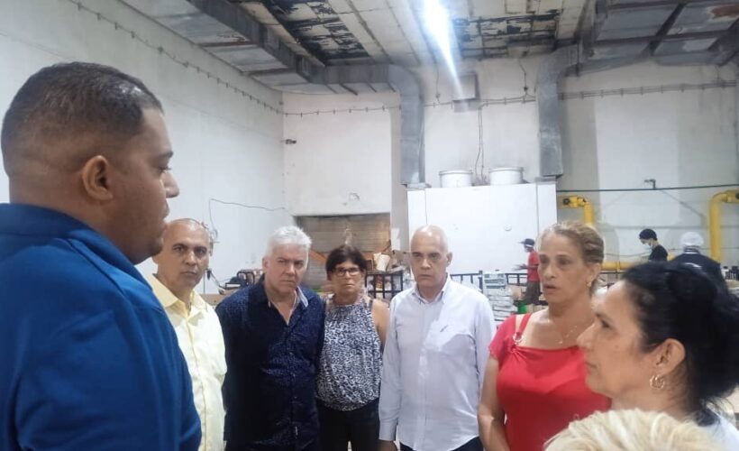 Realiza Ministra del Mincin visita de trabajo a Matanzas