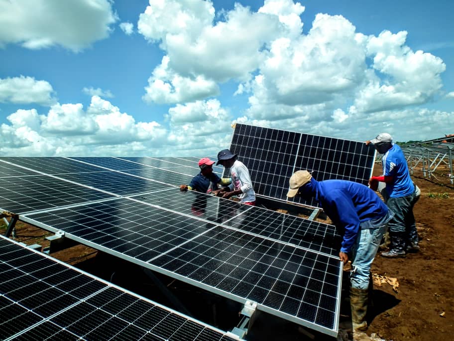 Constatan avances en construcción de Parque Solar Fotovoltaico de Colón