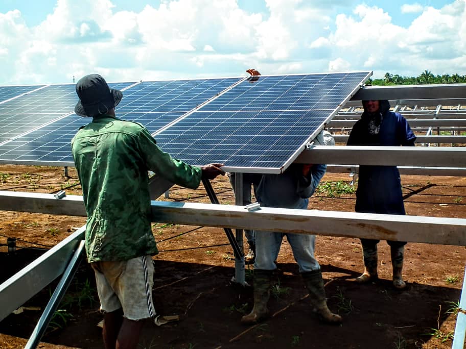 Constatan avances en construcción de Parque Solar Fotovoltaico de Colón