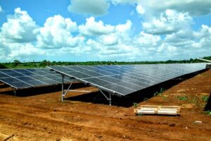 Constatan avances en construcción de Parque Solar Fotovoltaico de Colón