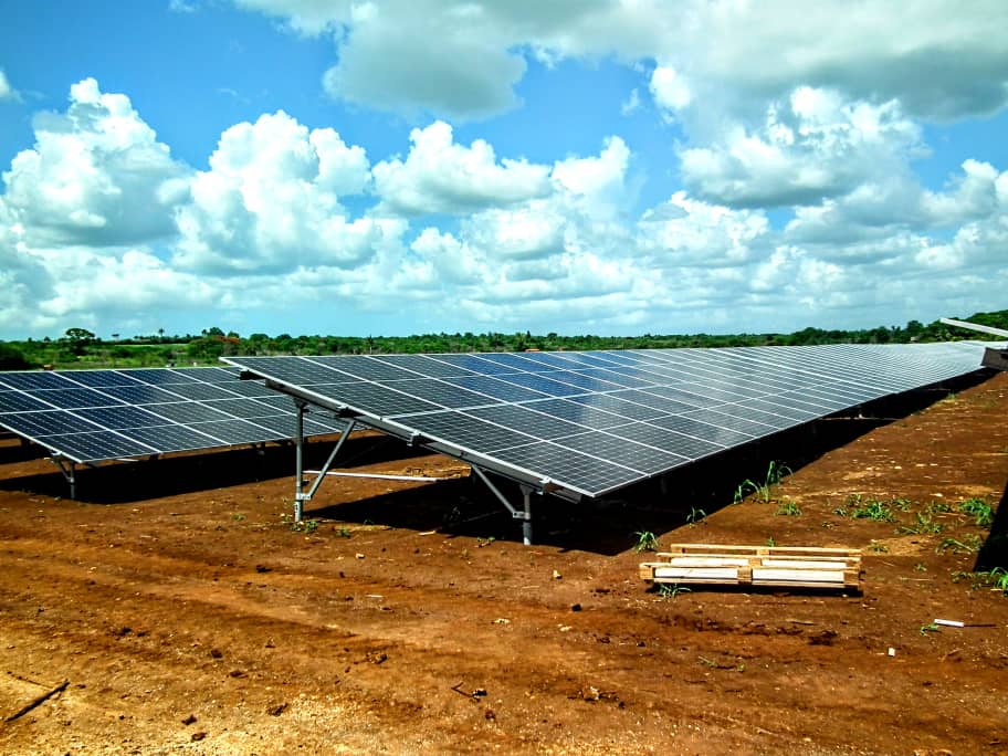 Constatan avances en construcción de Parque Solar Fotovoltaico de Colón