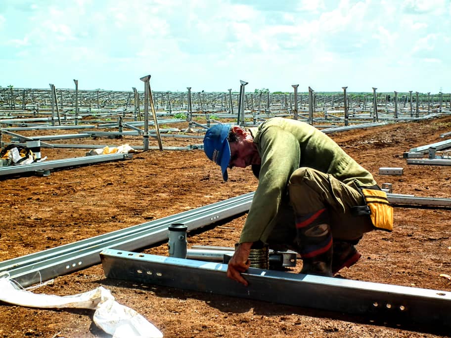 Constatan avances en construcción de Parque Solar Fotovoltaico de Colón