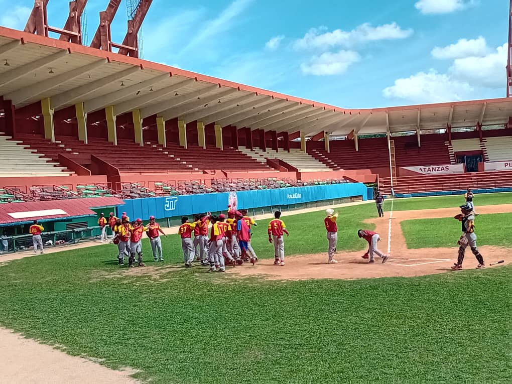 Matanzas vence al campeón Villa Clara en Nacional Sub 23