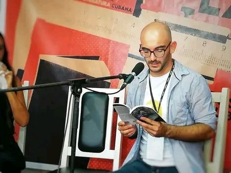 Escritor matancero gana Premio Celestino de cuento