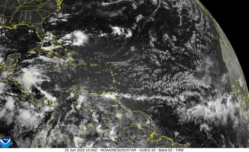 Vista satelital de Andrea en el Atlántico. Foto: NHC