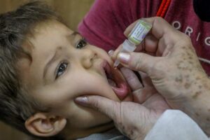 Campaña Nacional de Vacunación Antipoliomielítica oral bivalente, en la última semana