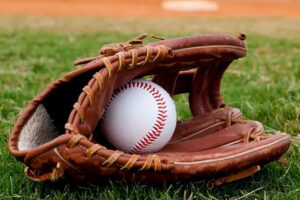 Béisbol: Pícher cubano dispuesto a aupar a Cocodrilos en Serie 64