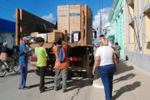 Gobierno local de Cárdenas entrega viviendas amuebladas a jóvenes sin amparo familiar.
