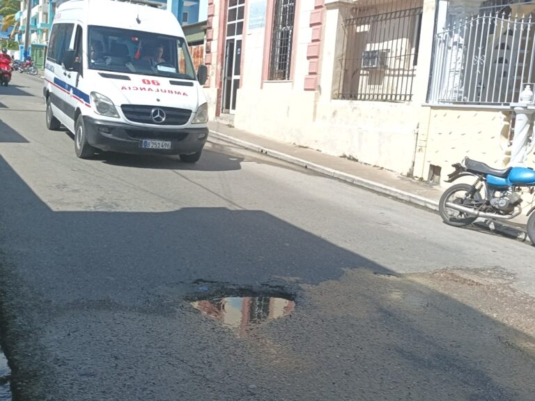 El estado actual de las calles y carreteras matanceras en general dista mucho no solo de la superficie deseable, sino también de la seguridad vial
