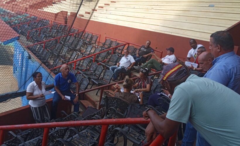 Gobernadora supervisa obras en el barrio sur del Río San Juan y el estadio Victoria de Girón
