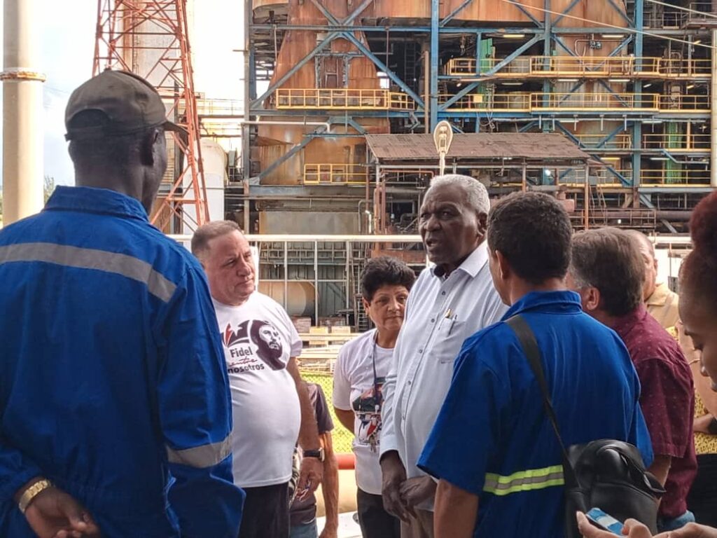 Recorre Esteban Lazo distintos sectores del territorio