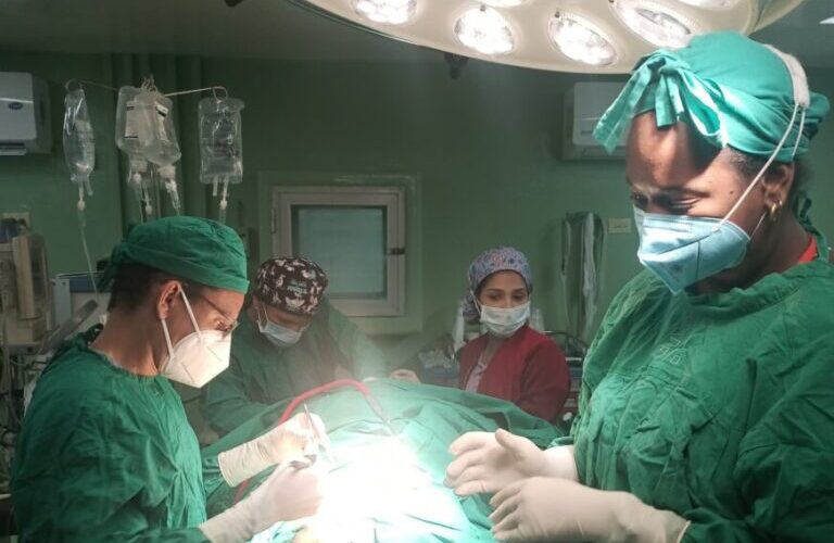 Realizan con éxito nuevo trasplante renal en el Instituto de Nefrología de Cuba