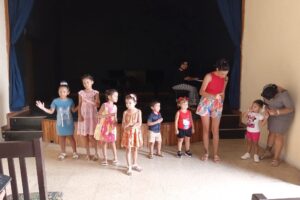 Los Pilluelos y la importancia de los talleres de música para niños