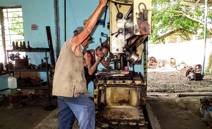 Ejecutan importante obra que beneficiará bombeo en zona baja de Matanzas