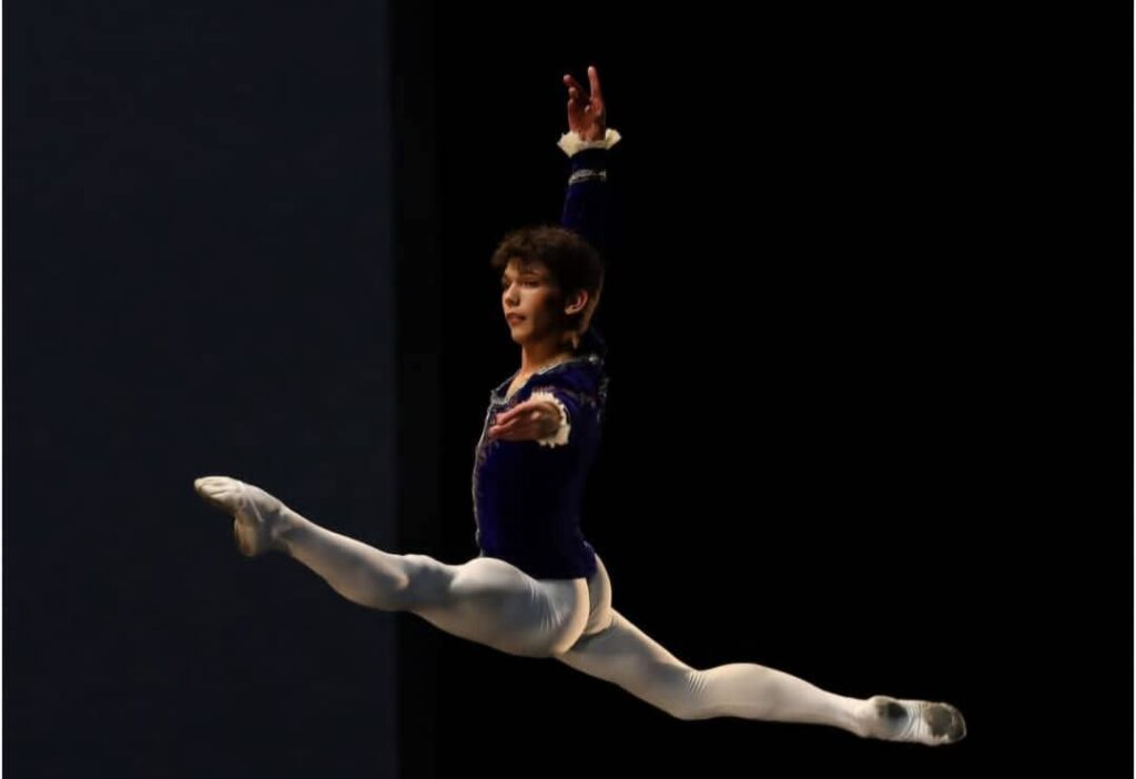 Estudiantes cubanos de ballet ganan premios en Sudáfrica