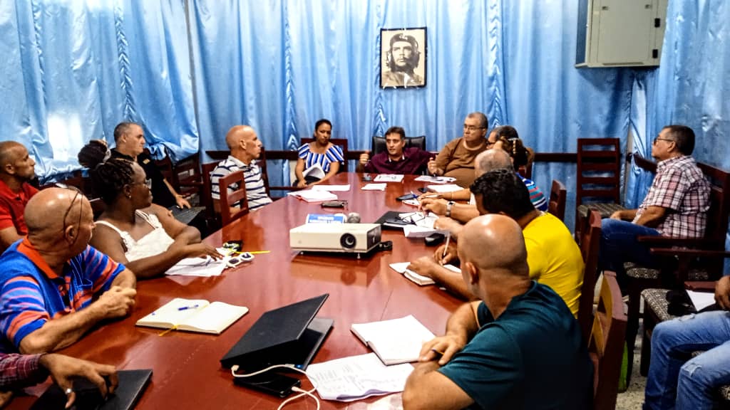 Mario Sabines llama a representantes de Acueducto a agilizar respuestas a la población