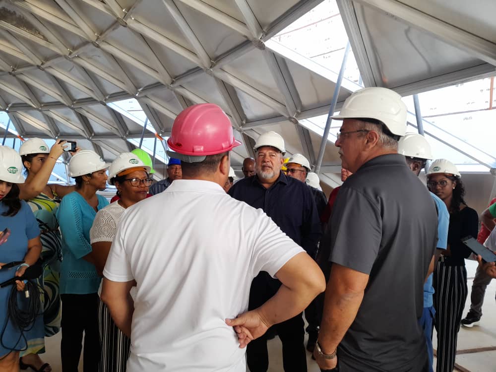 Chequea Primer Ministro obras en zona industrial de Matanzas