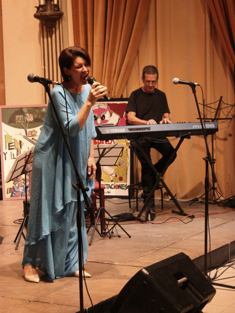 Fiesta de música y títeres: 31 años cantando con Las Estaciones