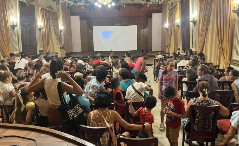 Cine en la Sala White: Gran pantalla, hálito de esperanza