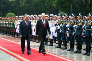 Felicitan Raúl Castro y Díaz-Canel a To Lam por Día Nacional de Vietnam