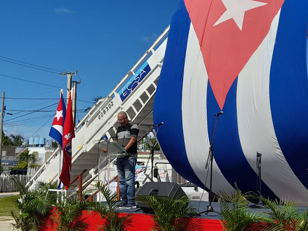 Celebran acto provincial por el 65 aniversario de los CDR