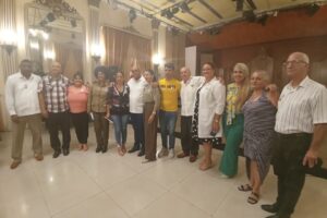 Más de 15 cederistas reciben condecoraciones por el aniversario 65 de los CDR