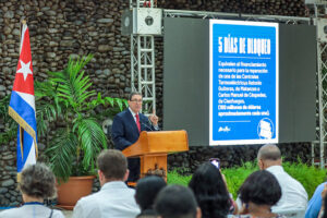 Bruno Rodríguez Parrilla, Ministro de Relaciones Exteriores de Cuba (MINREX), presenta el informe de Cuba sobre el Bloqueo 2025. Foto: Abel Padrón Padilla/ Cubadebate.