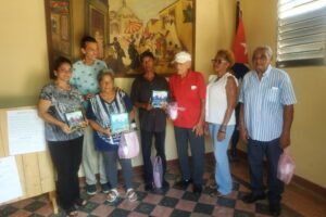 Recibe la escritora María Elvira Carmenate condición de Hija Ilustre de Jovellanos