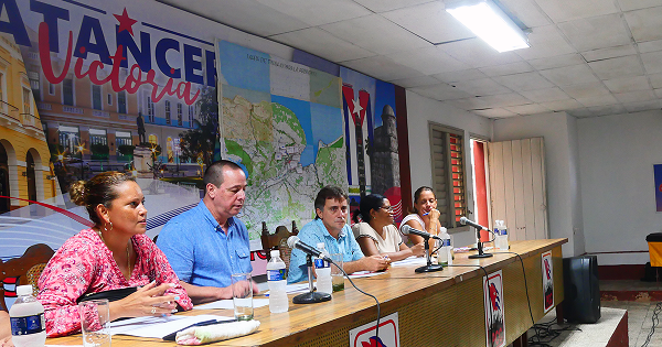Ministro de Salud en Matanzas
