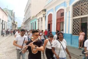 Pasacalle inició 50 Semana de la Cultura en Matanzas