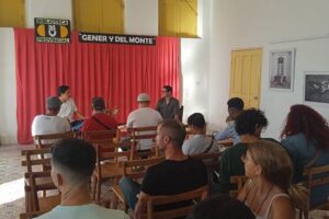 Otorgan Beca Eliécer Lazo a cuadernillo Diadema Antillarum