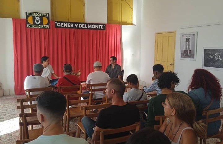 Otorgan Beca Eliécer Lazo a cuadernillo Diadema Antillarum