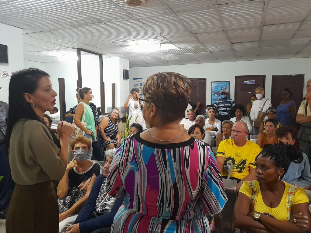 Consulta post-Chikungunya en hospital Faustino Pérez de Matanzas
