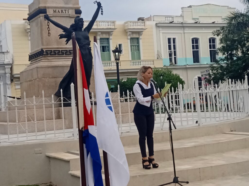 Abanderan en Matanzas a trabajadores de Etecsa que prestarán ayuda en las provincias afectadas por el huracán Melissa