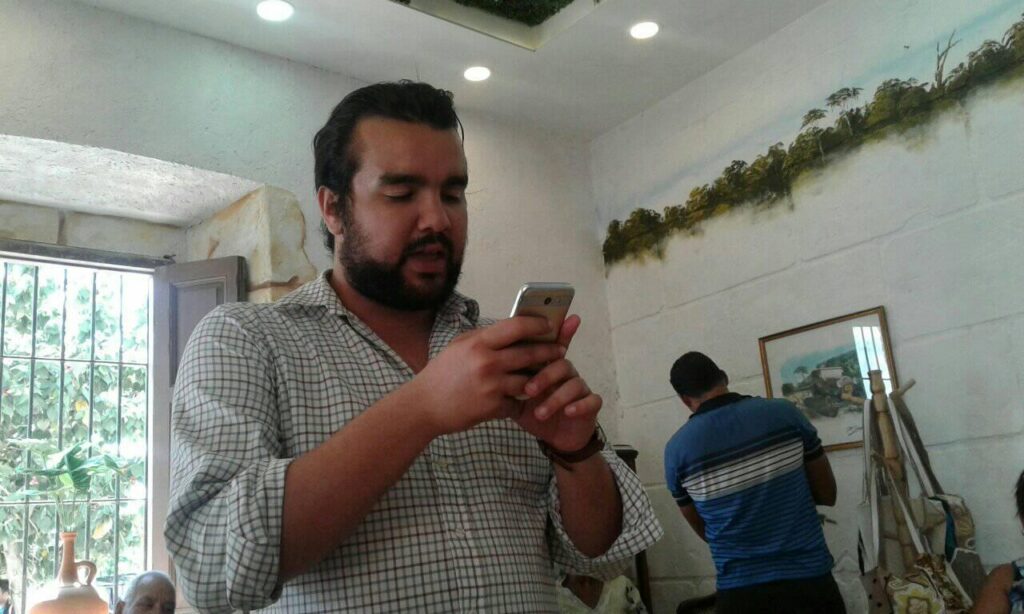 Guillermo Carmona, periodista de Girón