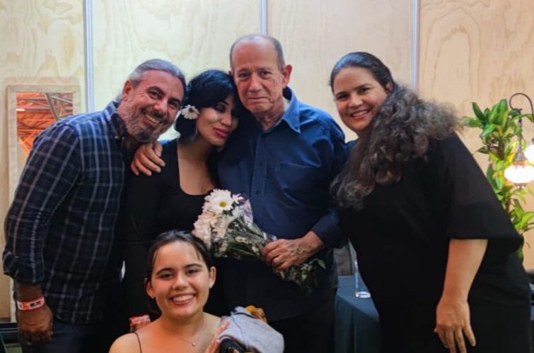 Matancera Lien Rodríguez abre concierto de Silvio Rodríguez