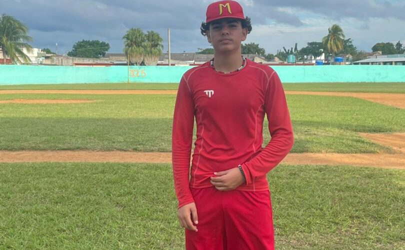 Alexandro Rodríguez: una promesa del pitcheo matancero Sub-15