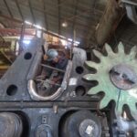 Trabajadores realizan reparaciones en central Jesús Rabí