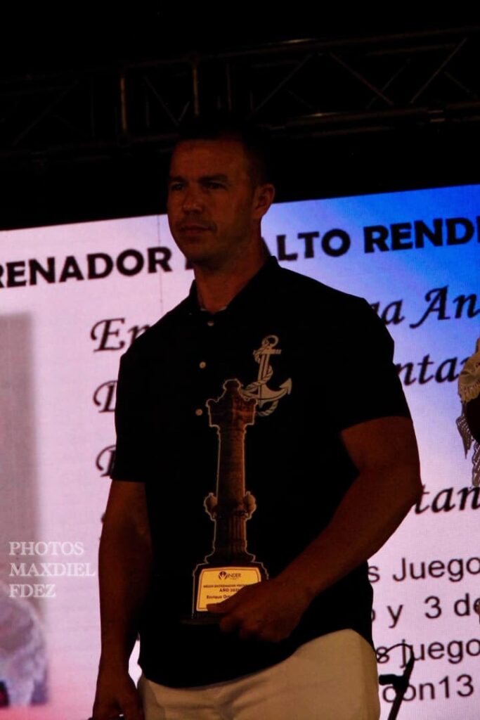 Homenaje mejores atletas Matanzas 2025. Foto: Maxdiel Fernández