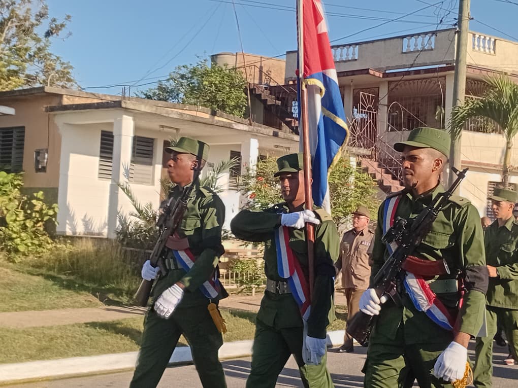 Gloria por los caídos en la defensa de la patria