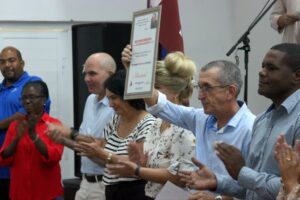 Celebra la UIC matancera su décimo aniversario