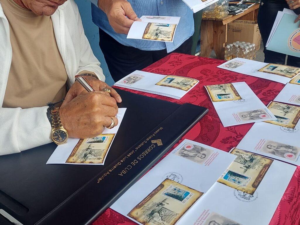 Todos los poemas son cartas perdidas. Festival Internacional Puentes Poéticos