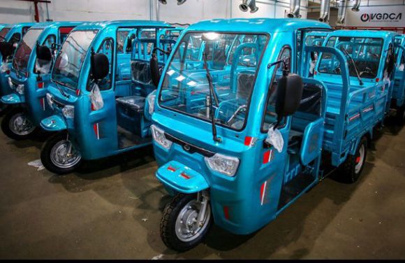 Cuba habilita licencias temporales para motos y triciclos eléctricos sin matrícula hasta diciembre de 2026