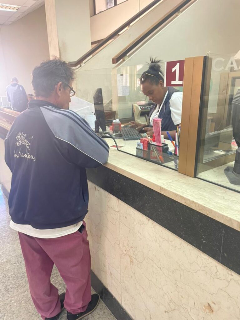 Bandec en Matanzas reajusta sus servicios bancarios