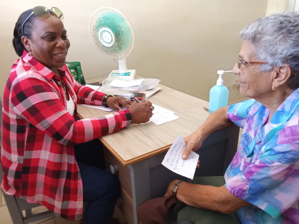 Especialistas médicos prestan servicios en Unión de Reyes